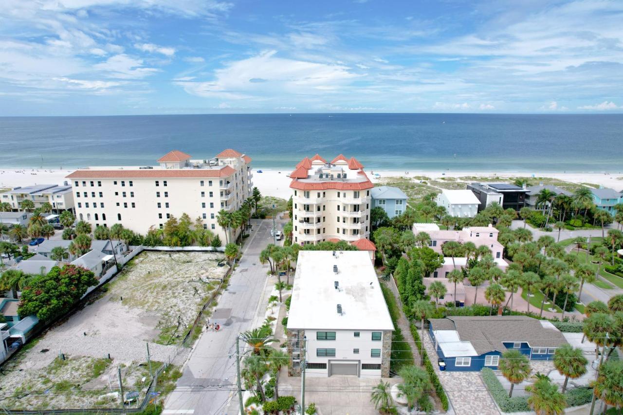 Carefree Cottage Clearwater Beach Exterior photo